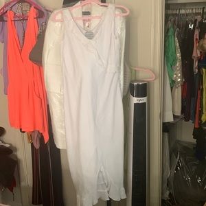 White dress NWOT. Size 11/12